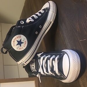 Boy size 5 black converse